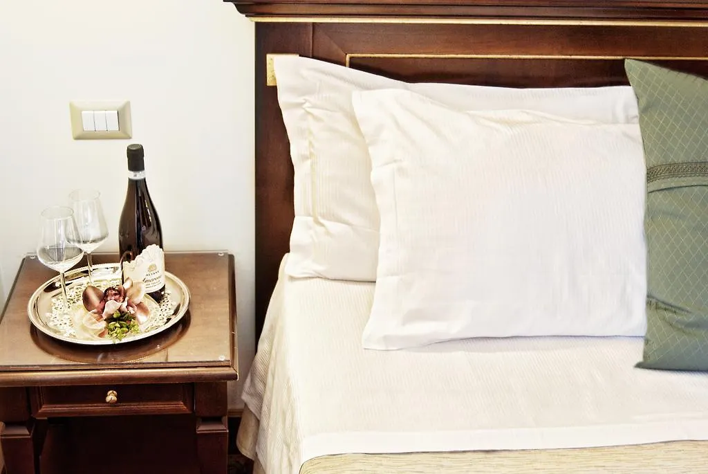Beau Site - Antica Residenza Hotel Rome 4*,  Italy